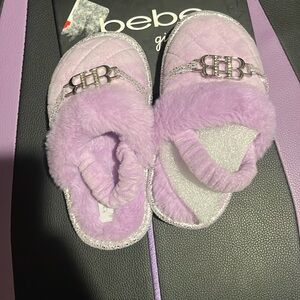 toddler girl slides purple, size 9/10, and in good condition‼️🙏🏿